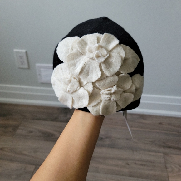 Helene Berman London Pull On Hat - Picture 4 of 11